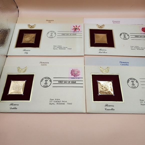 Other - 4 Flowers Stamps Gold Replica First Day of Issue